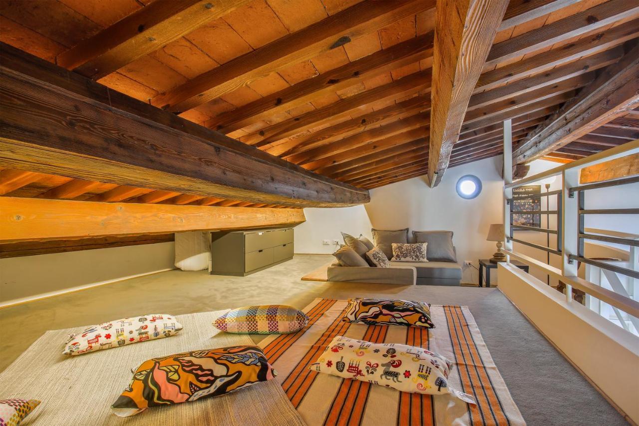 Maggio In Apartamento Florencia