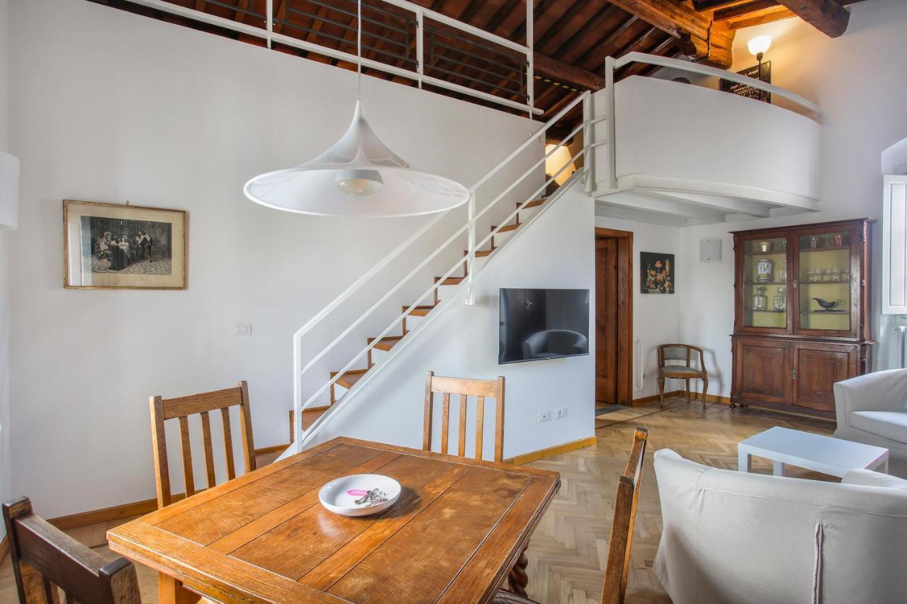 Maggio In Apartamento